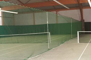 Ogrodzenie kortu tenisowego (40 x 2,50 m)
