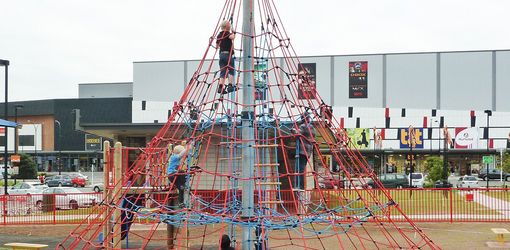Wieża wspinaczkowa na plac zabaw